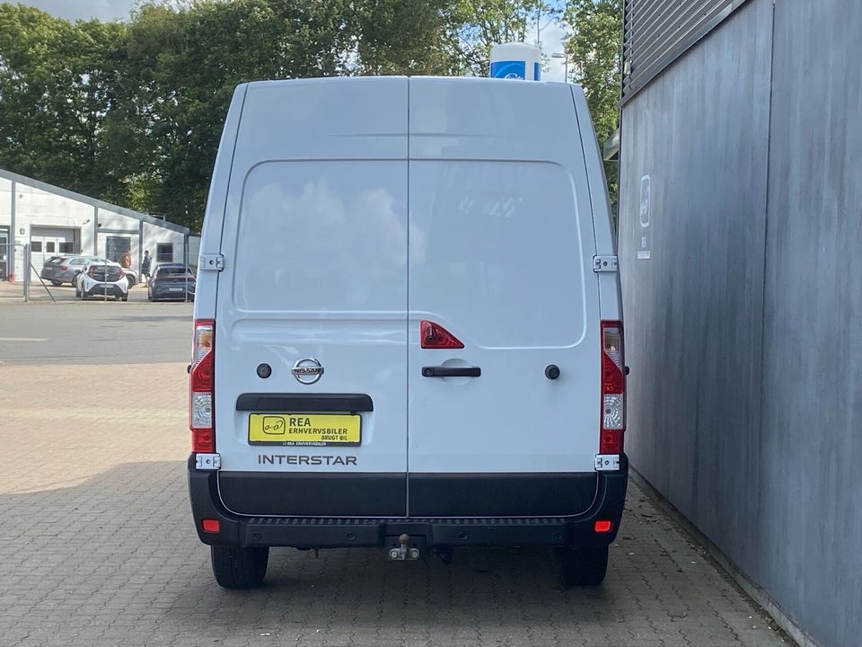 Nissan Interstar 2,0 dCi 150 L2H2 N-Connecta Van