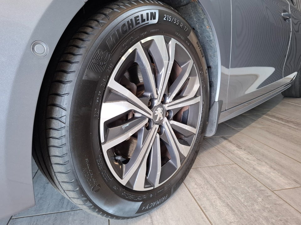 Peugeot 508 1,6 Hybrid Allure SW EAT8 5d