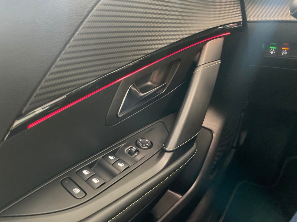 Peugeot e-208 50 GT Limited 5d