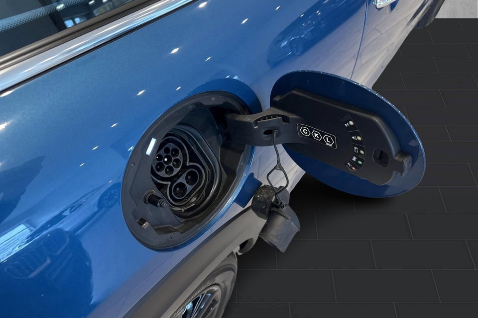 MINI Cooper SE Edition Premium Plus 3d