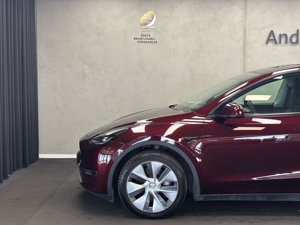 Tesla Model Y Long Range AWD 5d