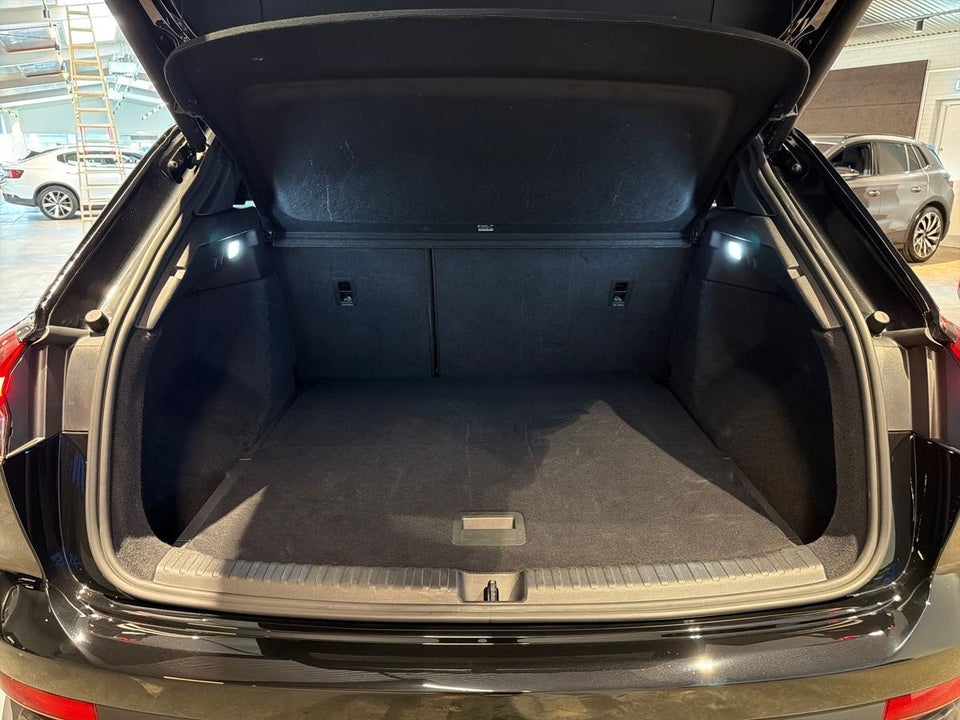 Audi Q4 e-tron 40 S-line 5d