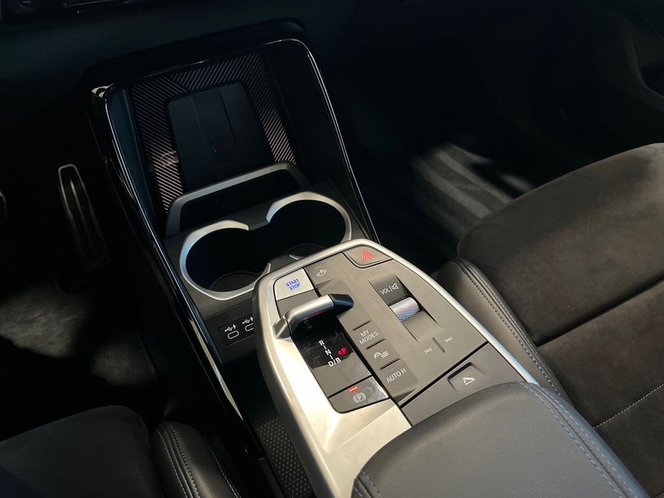 BMW iX1 eDrive20 M-Sport 5d