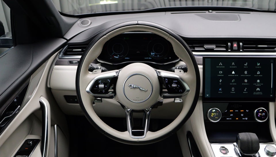 Jaguar F-Pace 2,0 P400e S aut. 5d