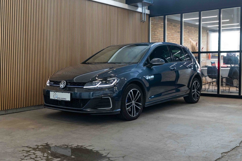 VW Golf VII 1,4 GTE DSG 5d