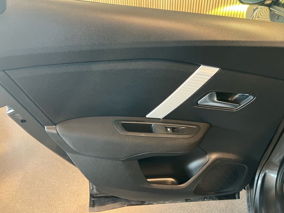 Citroën C4 1,2 PureTech 100 Feel 5d