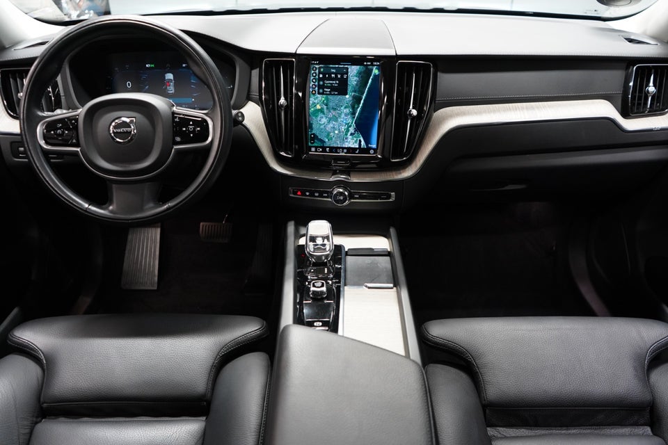 Volvo XC60 2,0 T6 ReCharge Inscription aut. AWD 5d