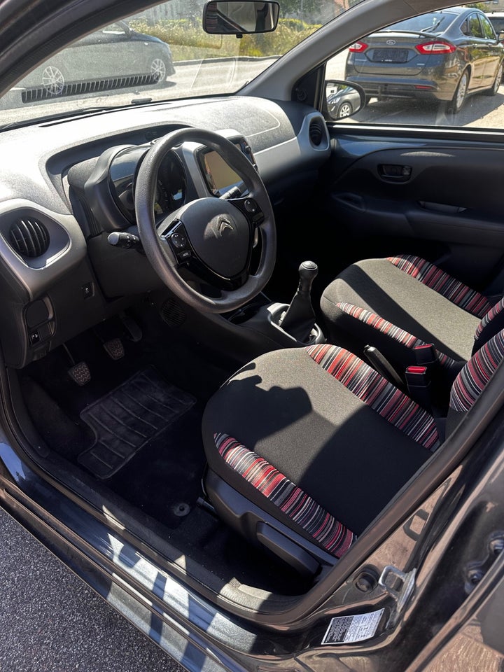 Citroën C1 1,2 PureTech Iconic 5d