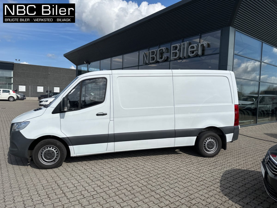 Mercedes Sprinter 214 2,2 CDi A2 Kassevogn aut. FWD