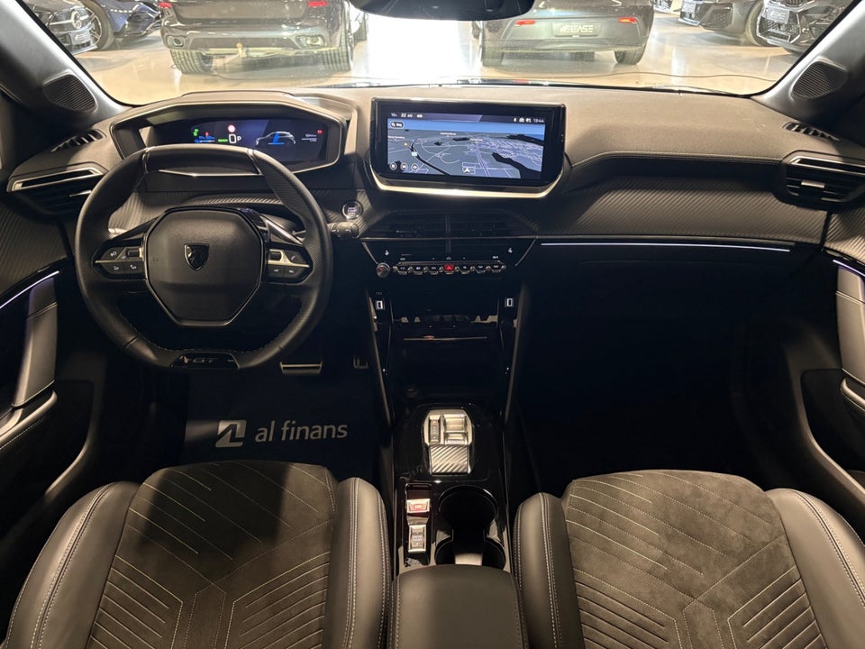Peugeot e-208 54 GT 5d