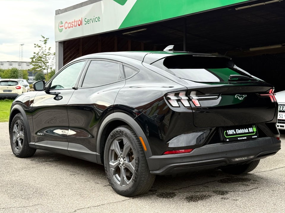 Ford Mustang Mach-E 98 Extended Range 5d