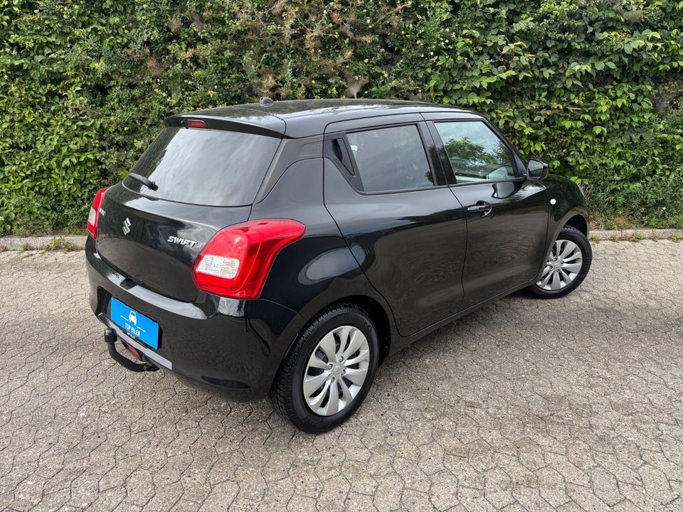 Suzuki Swift 1,2 Dualjet Club 5d