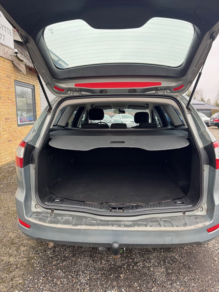 Ford Mondeo 2,0 Trend stc. 5d