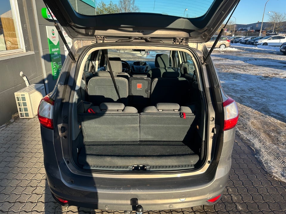 Ford Grand C-MAX 1,0 SCTi 100 Titanium 5d