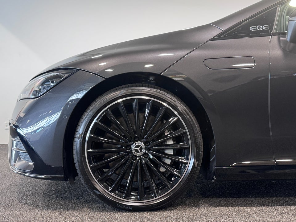 Mercedes EQE300 AMG Line Premium Plus 4d