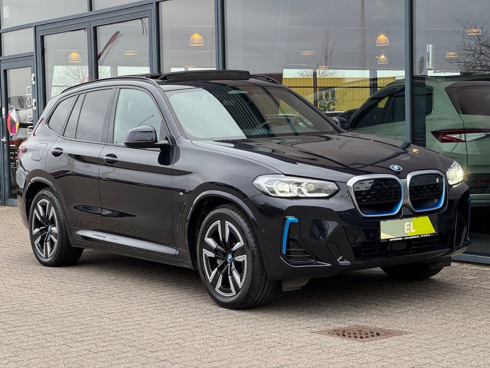BMW iX3 Charged M-Sport 5d