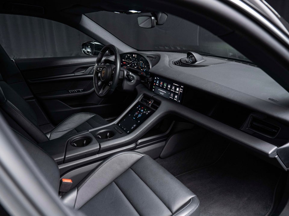 Porsche Taycan 4S Sport Turismo 5d