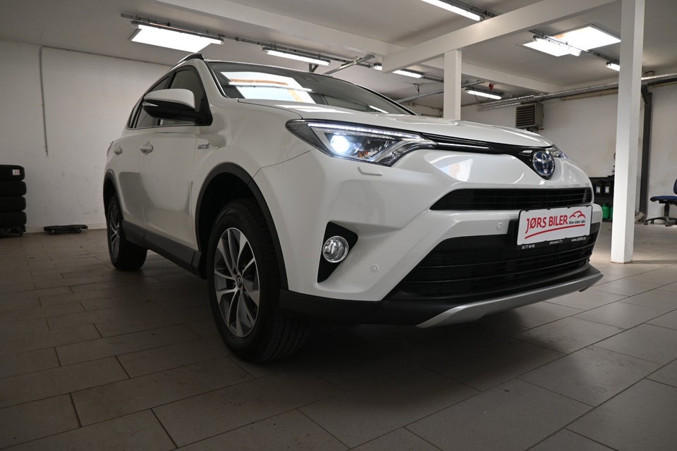 Toyota RAV4 2,5 Hybrid H3 MDS 5d