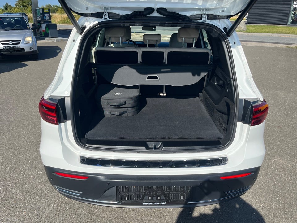 Mercedes EQB250+ Progressive 5d