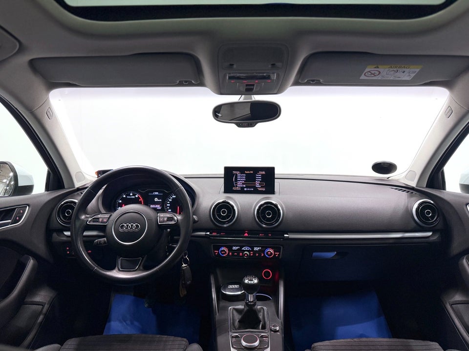 Audi A3 1,4 TFSi 140 Ambition 4d