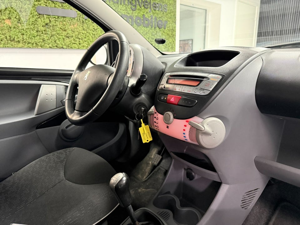 Peugeot 107 1,0 Active 5d