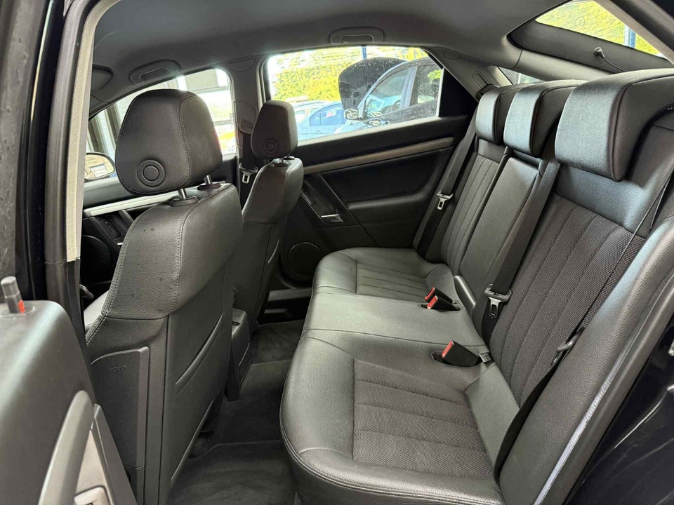 Opel Vectra 1,8 16V 140 Limited 5d