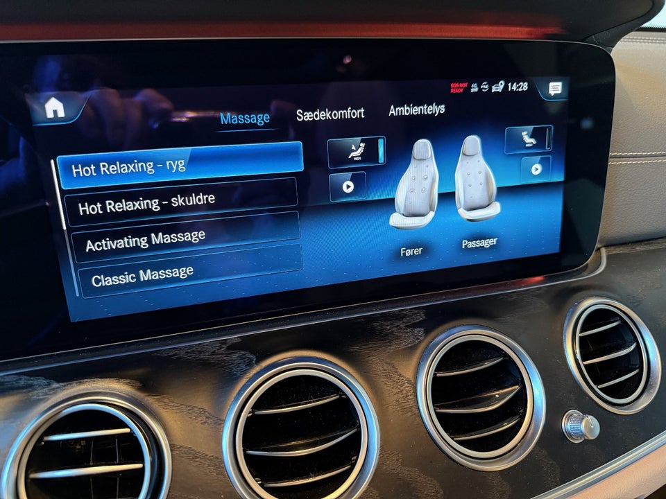 Mercedes E300 de 2,0 AMG Line stc. aut. 4Matic 5d