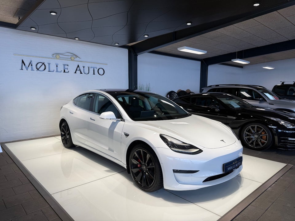 Tesla Model 3 Performance AWD 4d