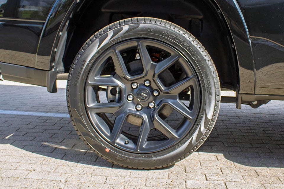 Dodge RAM 1500 3,0 Laramie Night aut. 4d