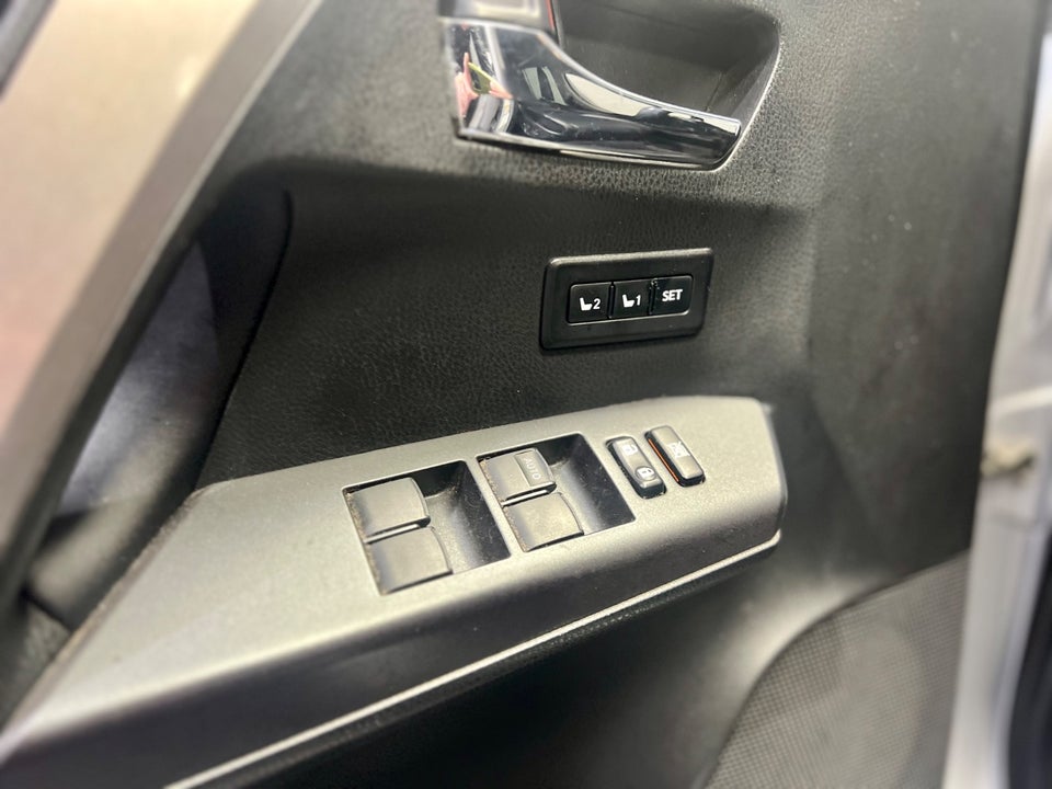 Toyota RAV4 2,0 D-4D T3 5d