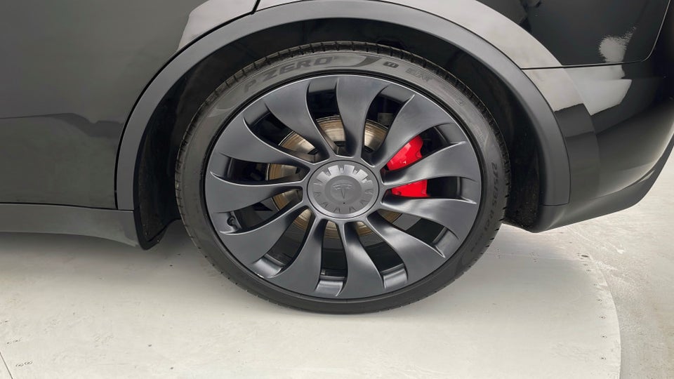 Tesla Model Y Performance AWD 5d