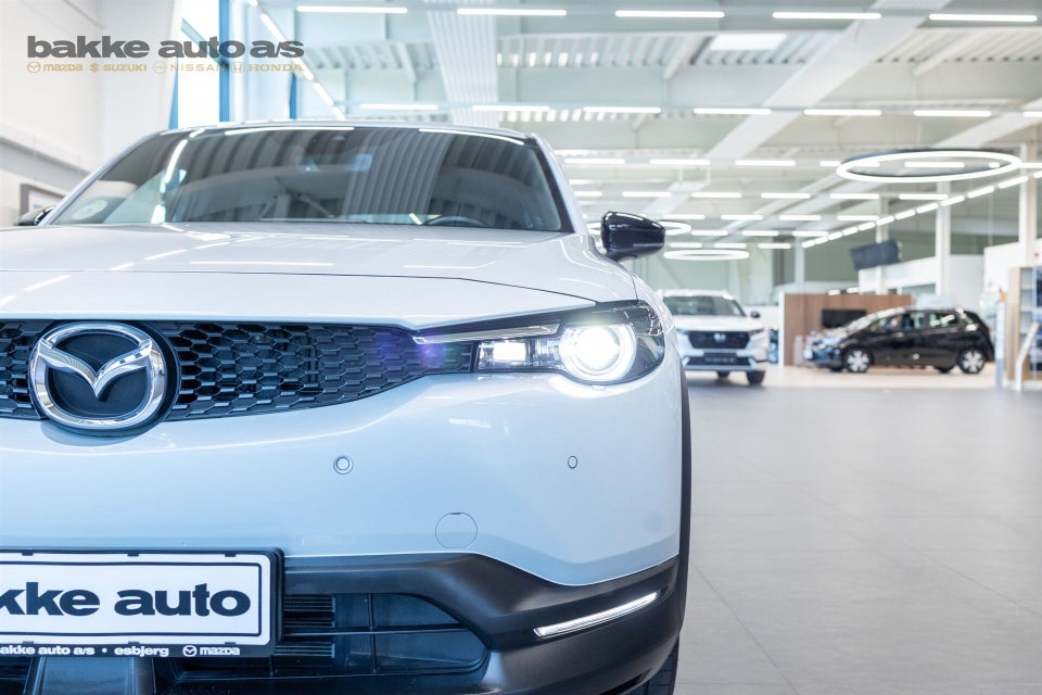 Mazda MX-30 0,8 e-SkyActiv R-EV Makoto 5d