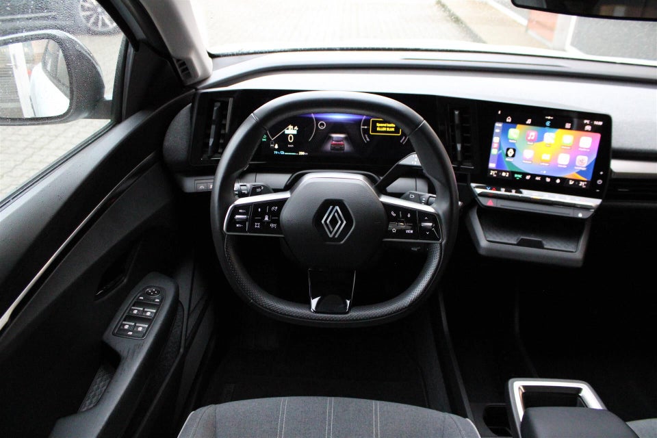 Renault Megane E-Tech 60 Equilibre 5d
