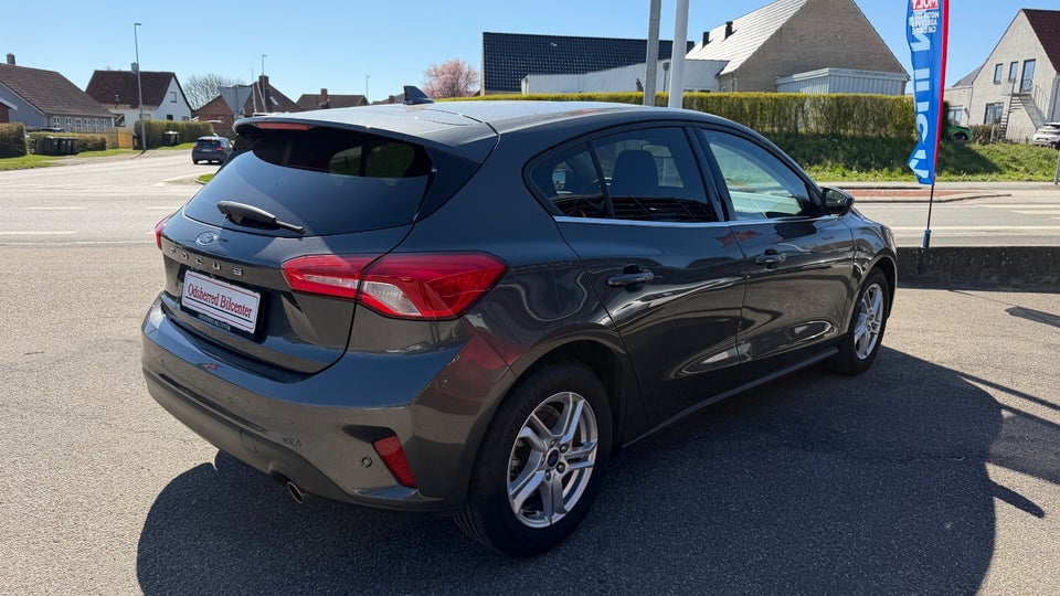 Ford Focus 1,0 EcoBoost Connected 5d