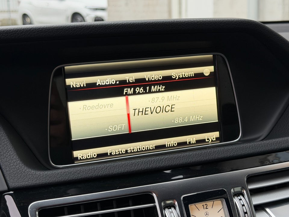 Mercedes E220 2,2 CDi 4d