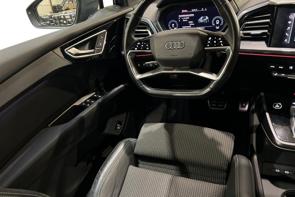 Audi Q4 e-tron 40 Attitude 5d