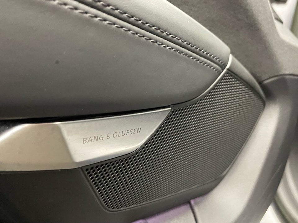 Audi e-tron GT quattro 4d