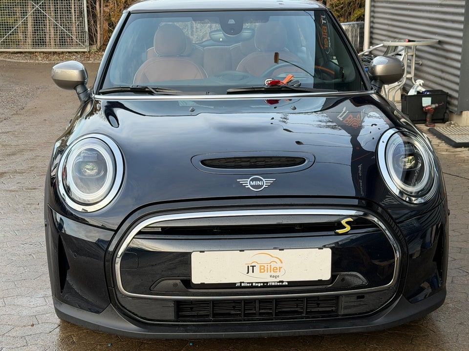 MINI Cooper SE Maximise 3d