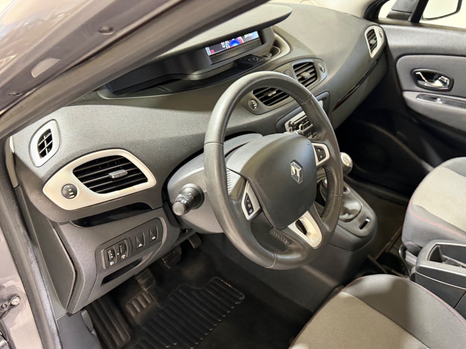 Renault Grand Scenic III 1,5 dCi 110 Authentique 7prs 5d