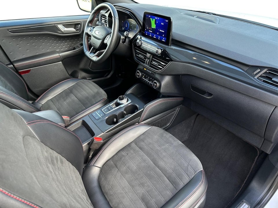 Ford Kuga 2,5 PHEV ST-Line X CVT 5d