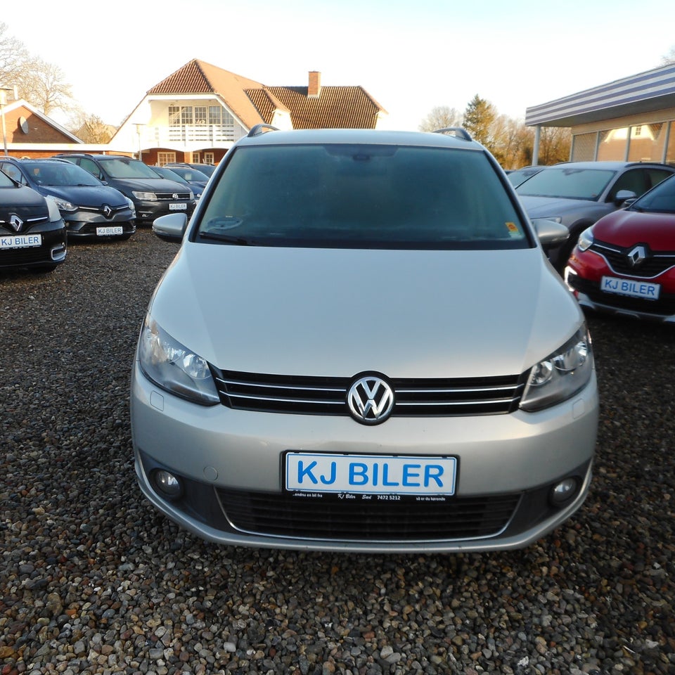 VW Touran 1,6 TDi 105 Comfortline DSG BMT 7prs 5d