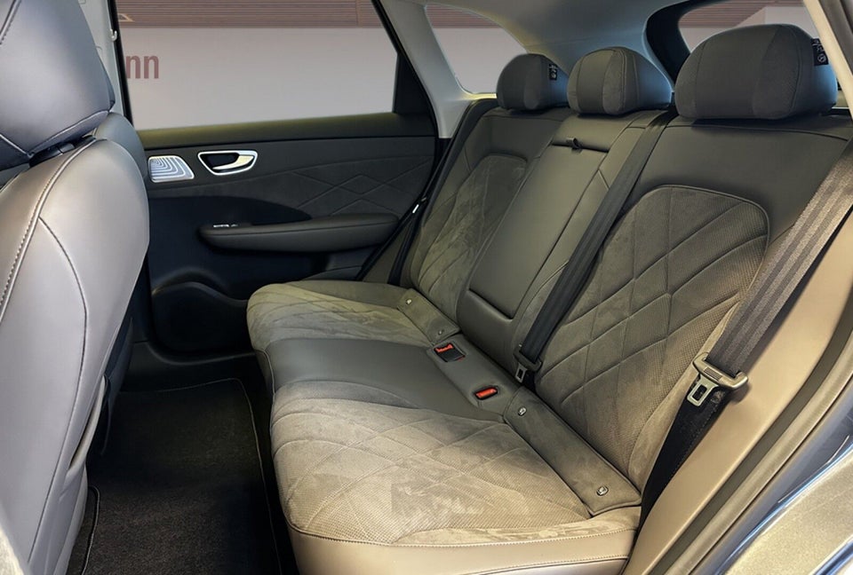 MG MGS6 77 Luxury Long Range 5d