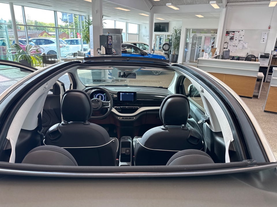 Fiat 500e 42 Icon Cabrio 2d