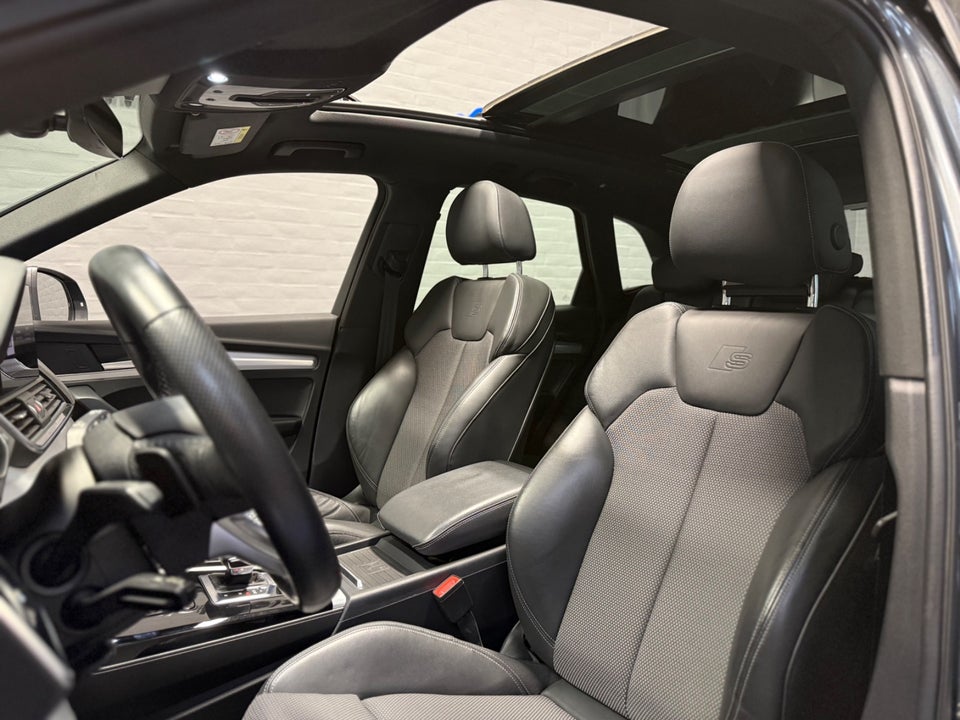 Audi Q5 50 TFSi e S-line quattro S-tr. 5d