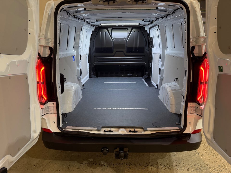 Ford E-Transit Custom 320L 64 Trend