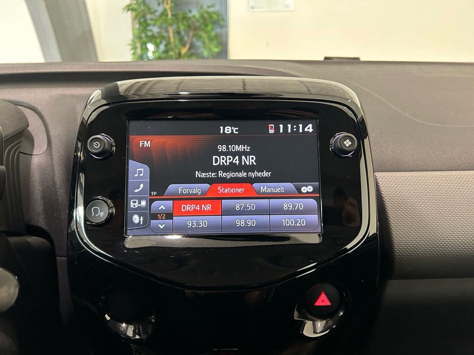 Peugeot 108 1,0 e-VTi 72 Prestige Pack 5d