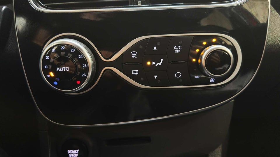 Renault Clio IV 0,9 TCe 90 Expression Sport Tourer 5d