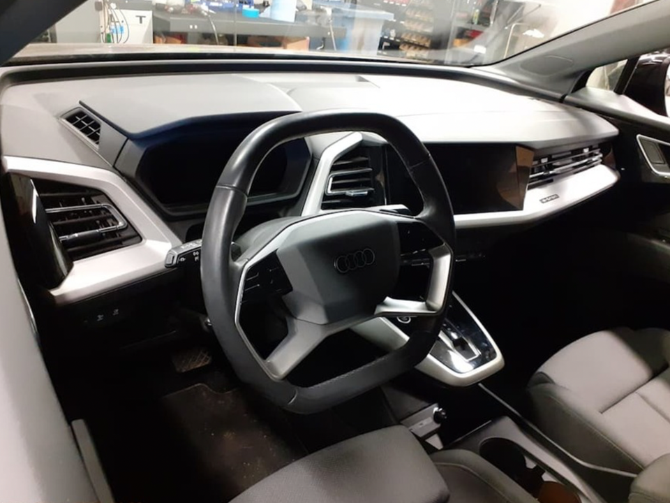 Audi Q4 e-tron 40 Advanced 5d