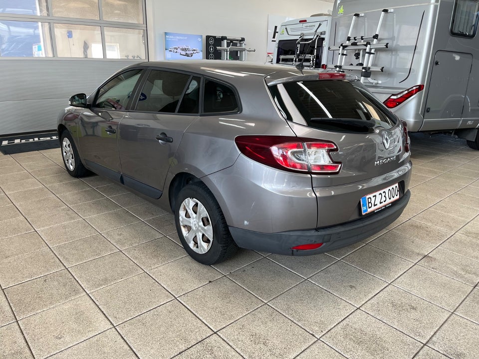 Renault Megane III 1,5 dCi 90 Authentique 5d