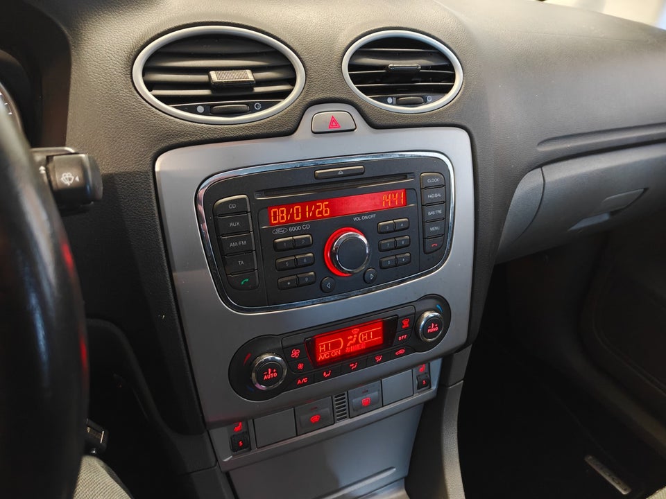 Ford Focus 1,6 Trend Collection stc. 5d